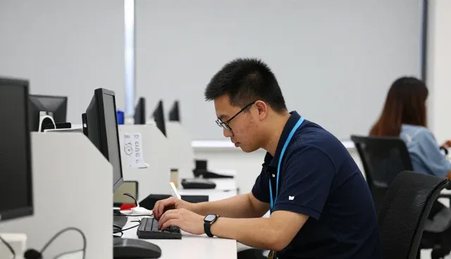 任丘市伟胜门业有限公司提供高品质技术研究满足市政工程需求